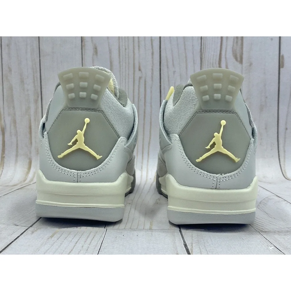 Nike Men's Air Jordan 4 Retro SE Craft Photon Dust Size 3.5‎ DV3742-021 New